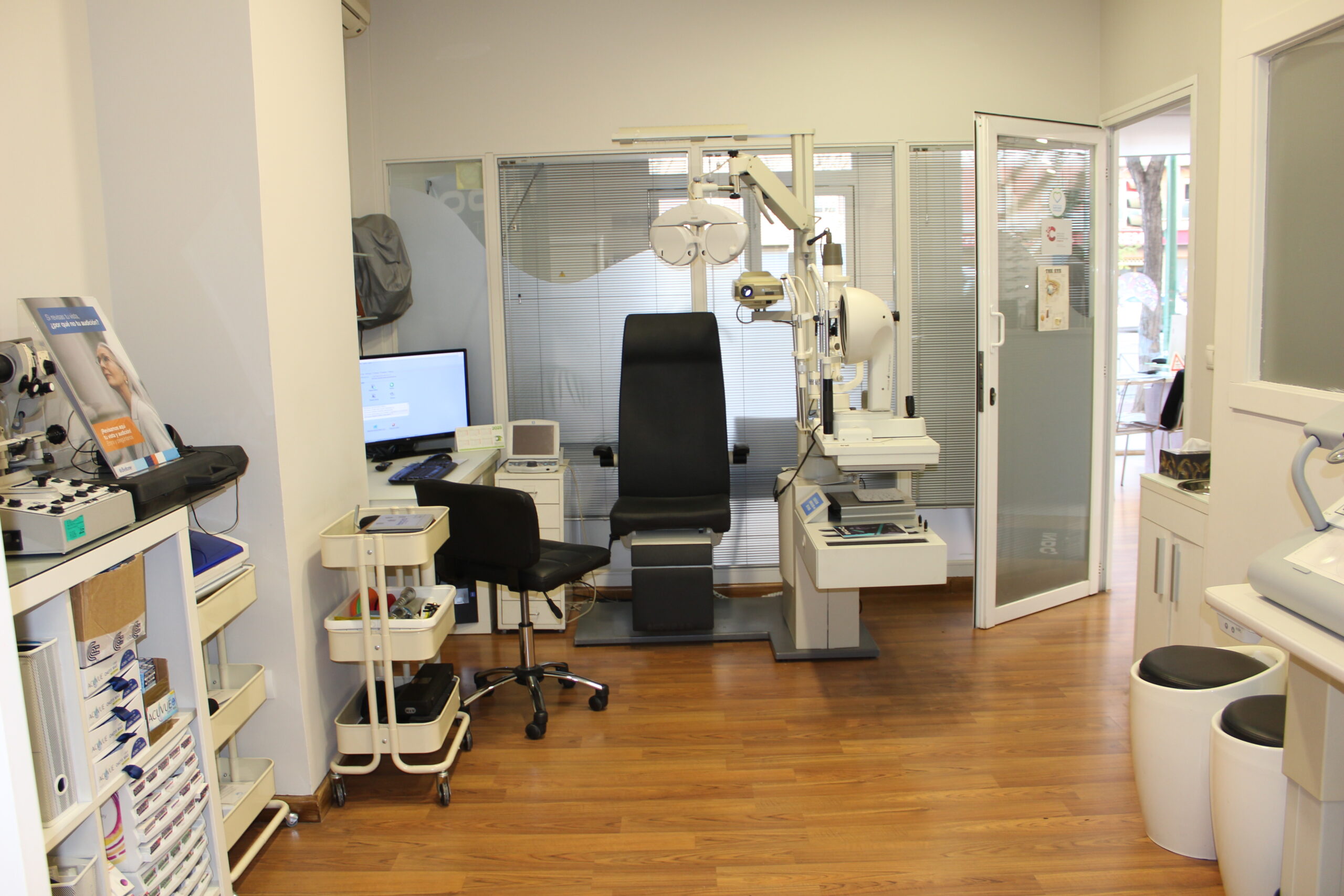 GABINETE REVISIÓN VISUAL GABINETE REVISIÓN VISUAL